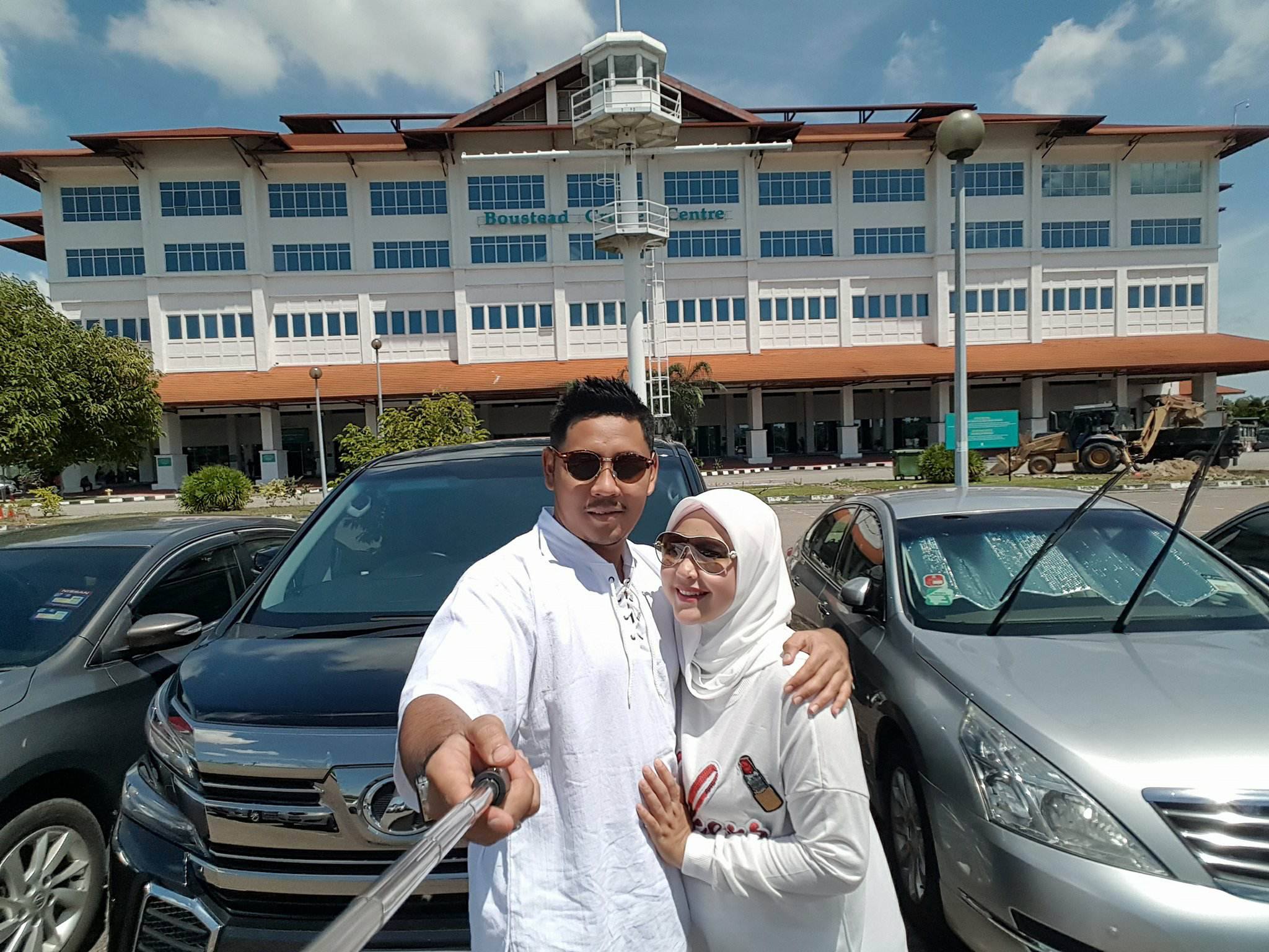 "Beza Umur 11 Tahun, Dia Tetap Suami Yang Perlu Saya Taat 