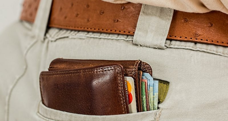 70% Perempuan Akan Memilih Lelaki Kaya Berbanding Lelaki Kacak